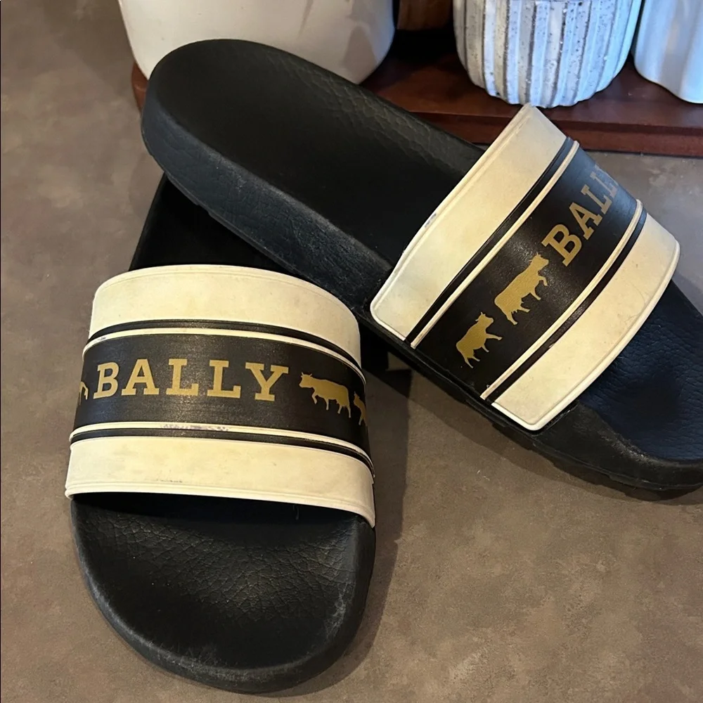 Bally Black Cream Logo Slide Sandals M6 W8